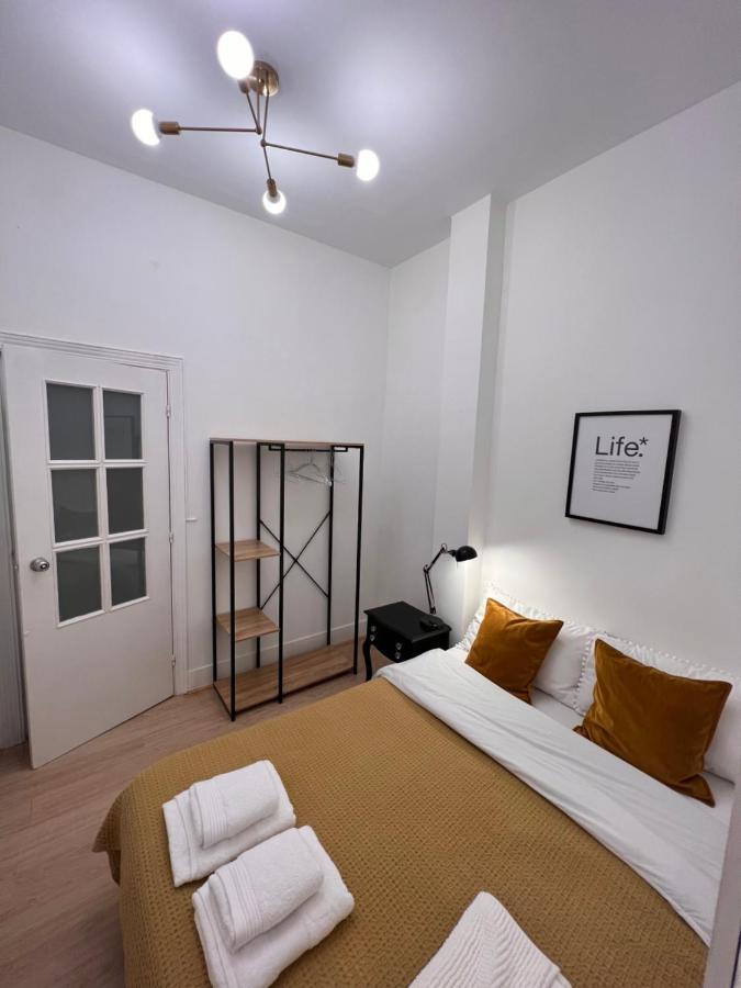 Urban Fuencarral Guest house *