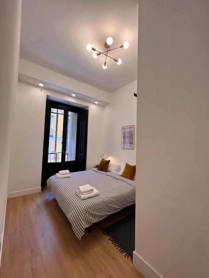 Urban Fuencarral Guest house *